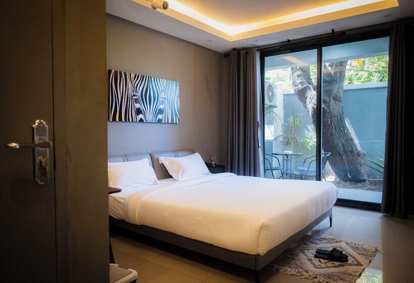 هتل The L Boutique Tz