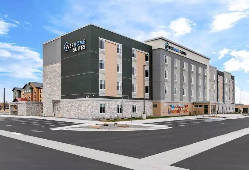 هتل Everhome Suites Cheyenne