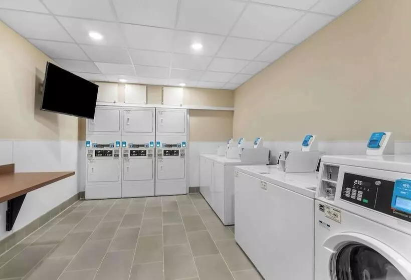 هتل Everhome Suites Cheyenne