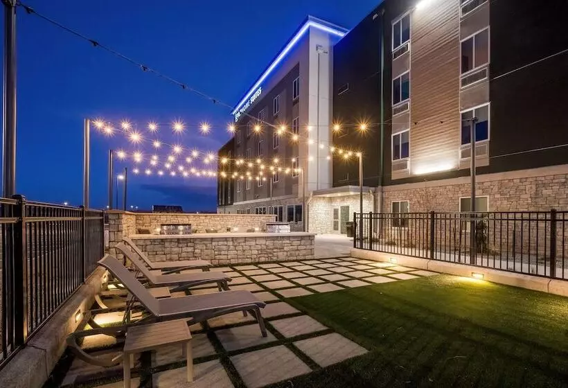 هتل Everhome Suites Cheyenne