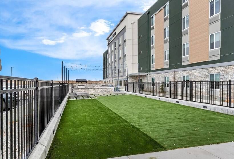 هتل Everhome Suites Cheyenne