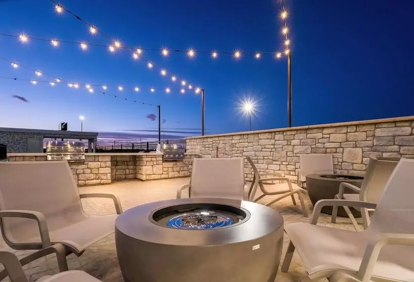 هتل Everhome Suites Cheyenne