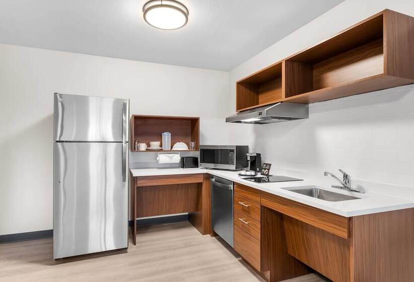 هتل Everhome Suites Cheyenne