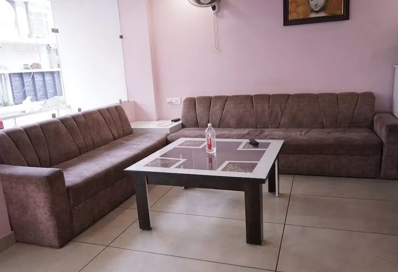 Hotelli Tulsi Inn