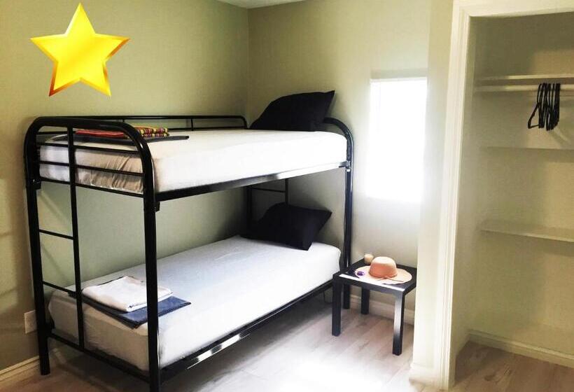 فندق صغير Hollywood Stay