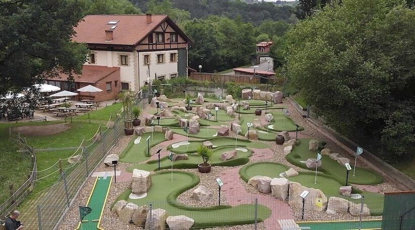 Albergue Los Nuberos   Hostel