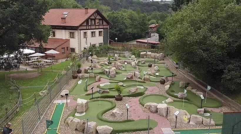 Albergue Los Nuberos   Hostel