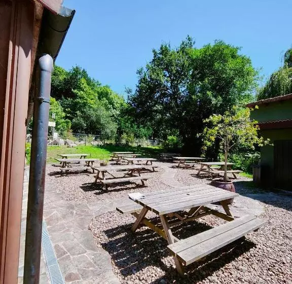 Albergue Los Nuberos   Hostel