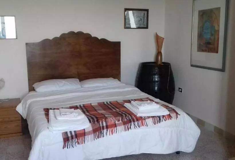 Aamiaismajoitus (B&B) Cilento Coast, Palazzo Pisani Pollica  Salerno Campania Italy