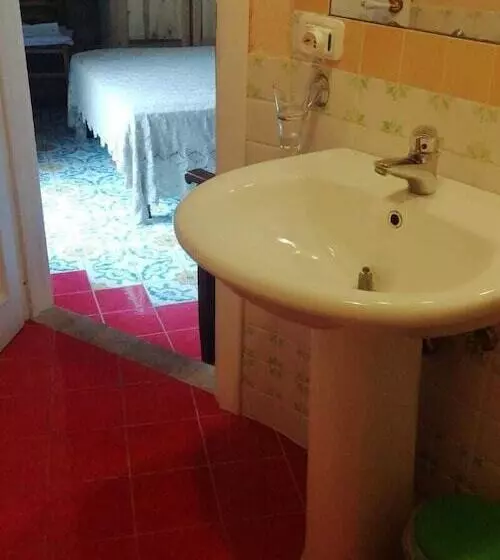 Aamiaismajoitus (B&B) Cilento Coast, Palazzo Pisani Pollica  Salerno Campania Italy