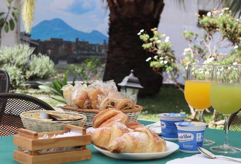 Pompei Hostel Deluxe