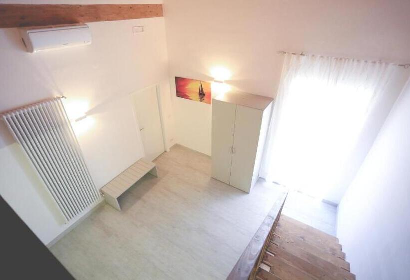 مبيت وإفطار Il Viaggiatore Via Indipendenza 2