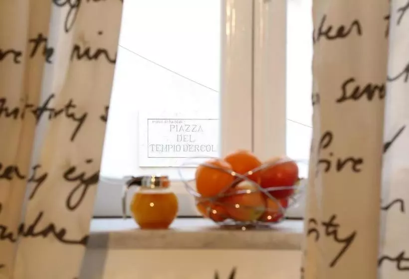 Aamiaismajoitus (B&B) Le Stanze D Ercole