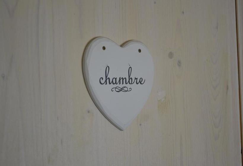 تختخواب و صبحانه Luna City