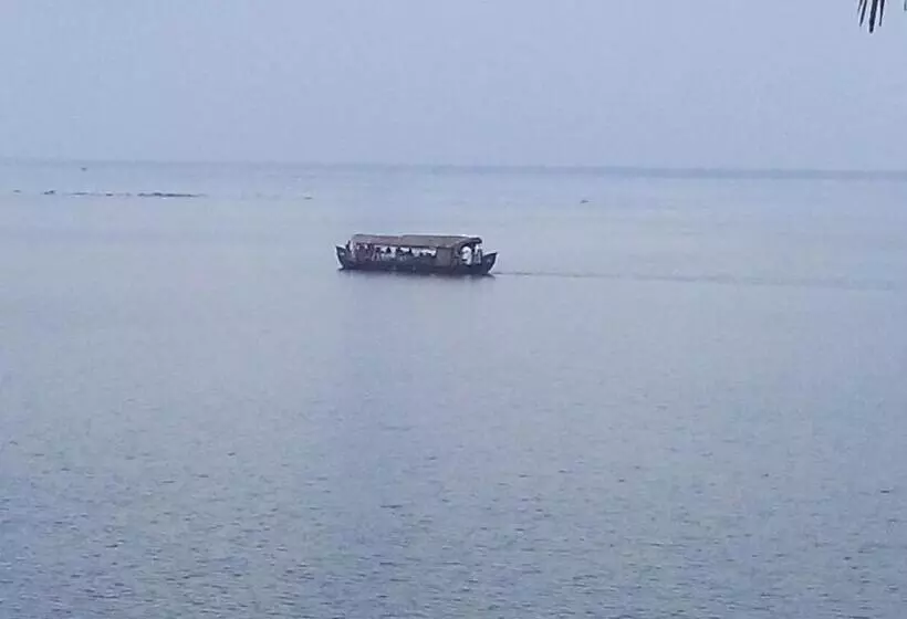 Aamiaismajoitus (B&B) Marari Nest Beach Homestay