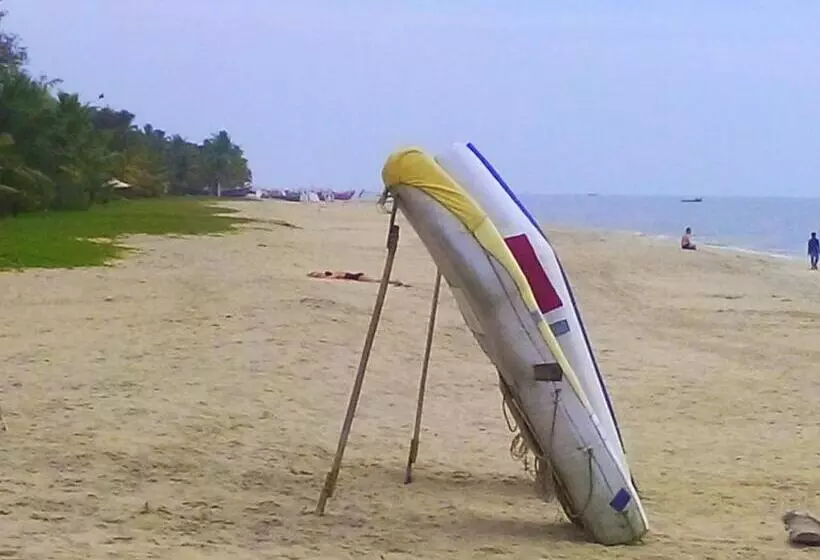 Aamiaismajoitus (B&B) Marari Nest Beach Homestay