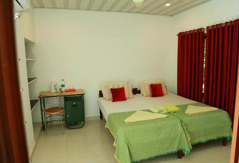 Aamiaismajoitus (B&B) Marari Nest Beach Homestay