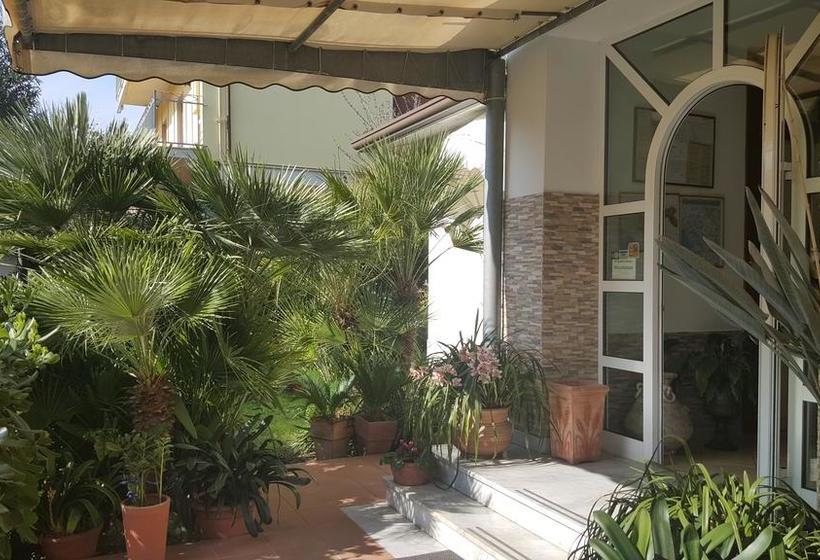 Отель Elisabetta