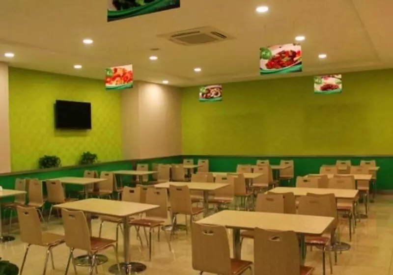 Hotelli Greentree Inn Jiangsu Lianyungang Donghai New Bus Station Express