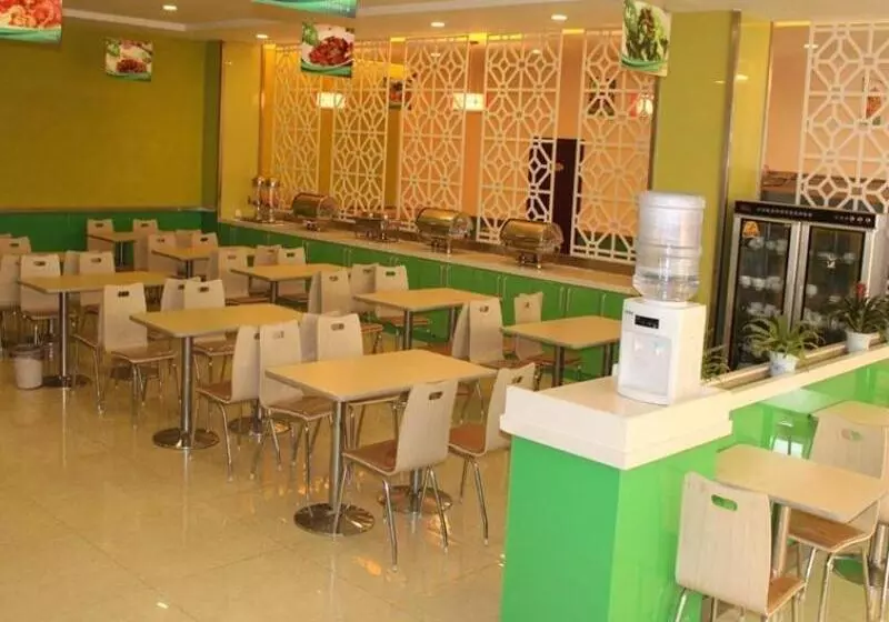 Hotelli Greentree Inn Jiangsu Lianyungang Donghai New Bus Station Express