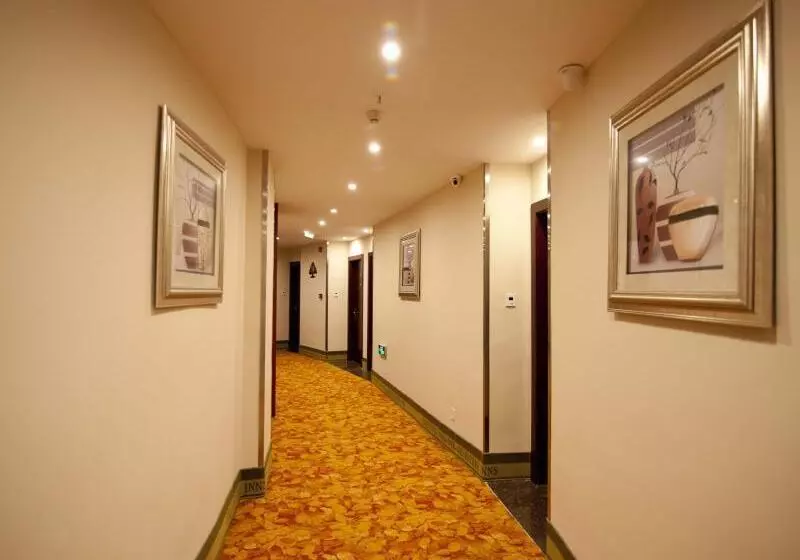 Hotelli Greentree Inn Taizhou Xianju Passenger Center West Huancheng Road Express