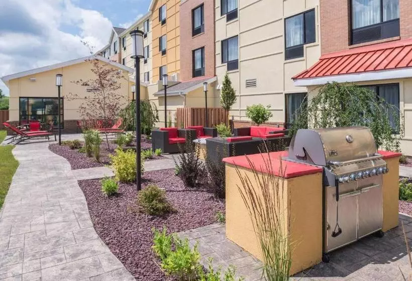 Hotelli Towneplace Suites By Marriott New Hartford