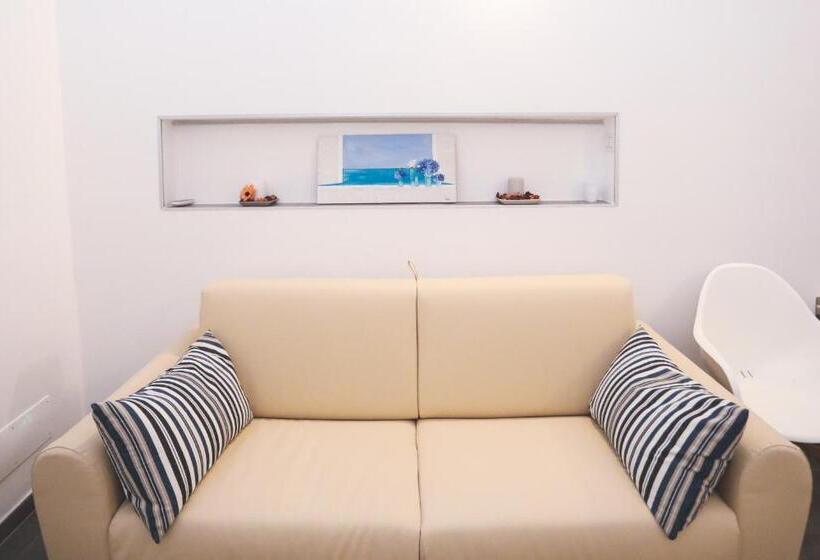 مبيت وإفطار Il Viaggiatore Via Indipendenza 2