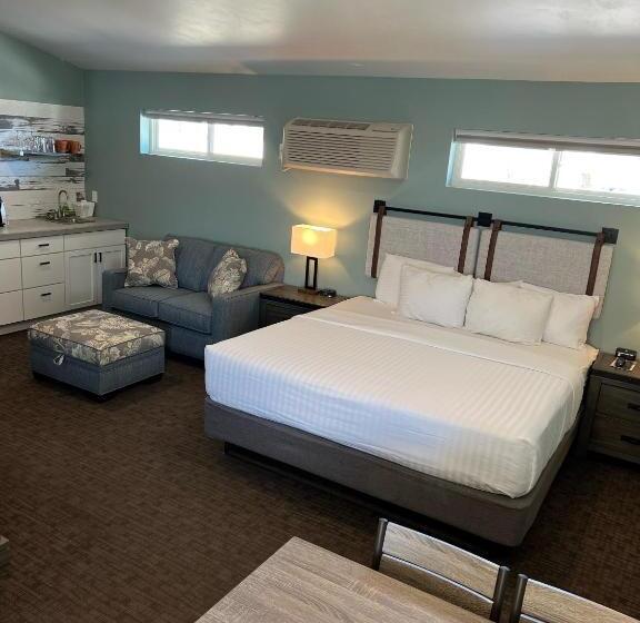 Julie's Park Cafe & Motel