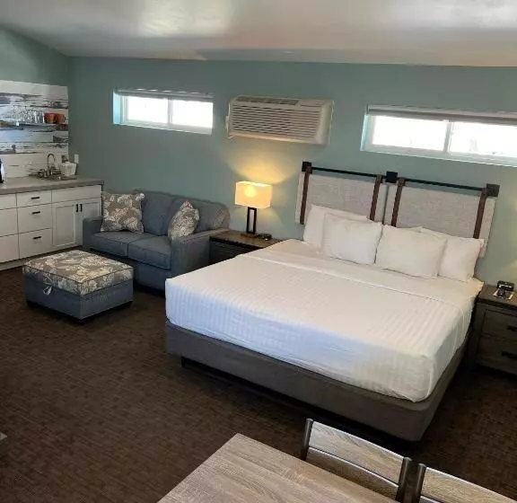 Julie's Park Cafe & Motel