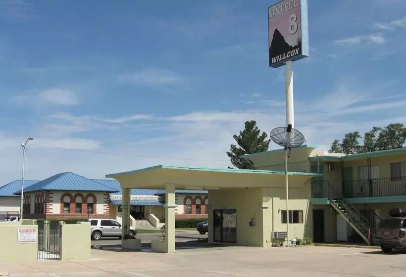 Motel 8 Willcox