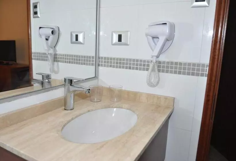 Nuevo Hotel Constitucion