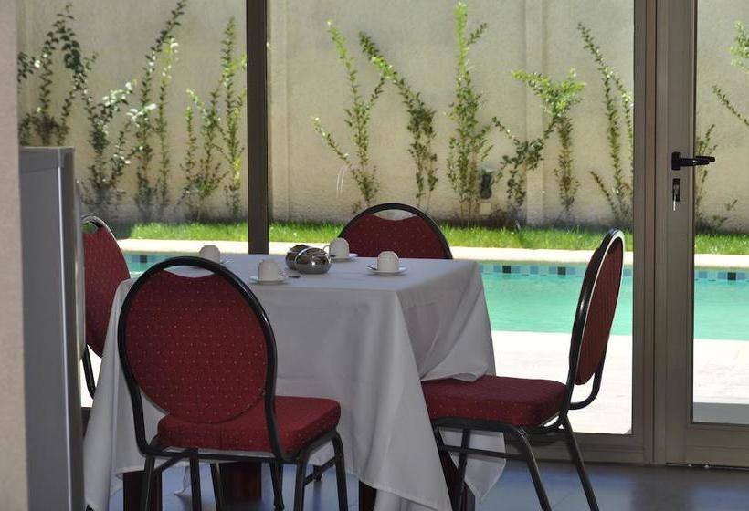 Nuevo Hotel Constitucion