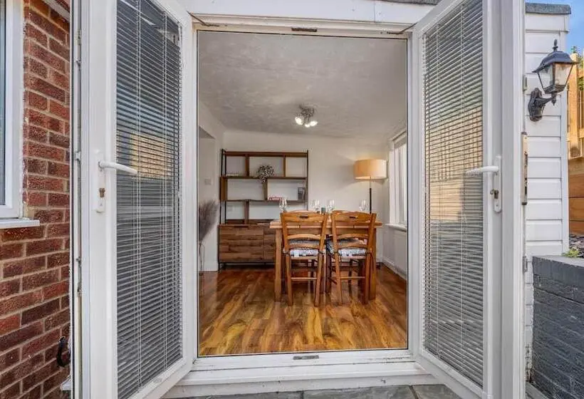 レジデンス Knights Rest  Beautiful Home In Dover With Parking