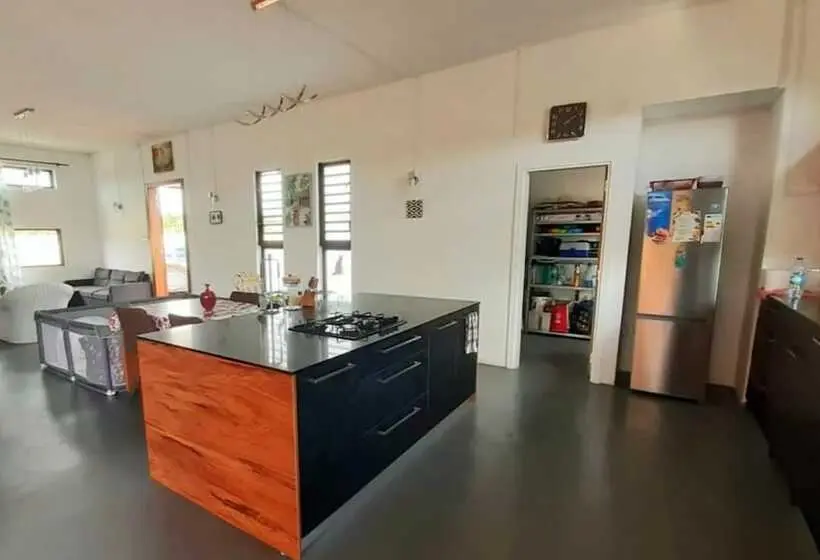 اقامتگاه Remarkable 3 Bed House In Pointe Aux Piments