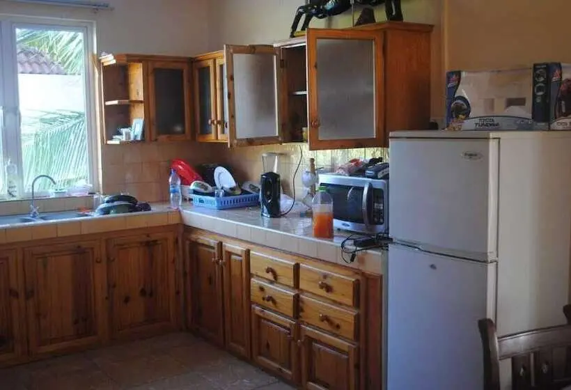 Bob Apartments
