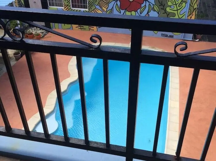 Bob Apartments