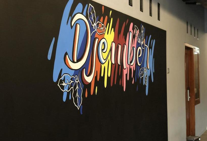 הוסטל Innbox Capsule