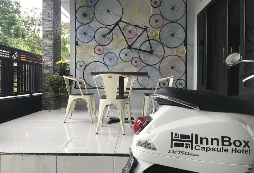הוסטל Innbox Capsule