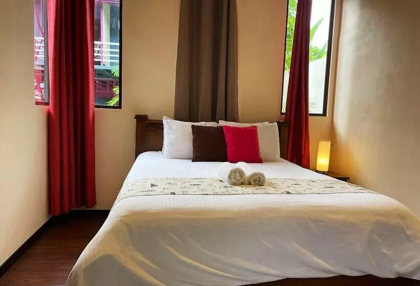 Retkeilymaja Millenium Manuel Antonio Park And Beach