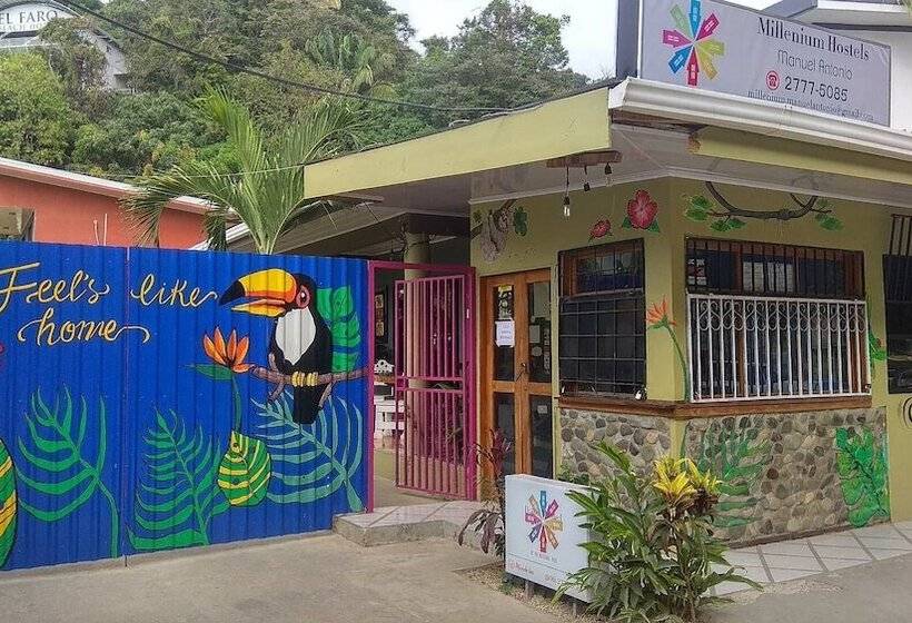 ユースホステル Millenium Manuel Antonio Park And Beach