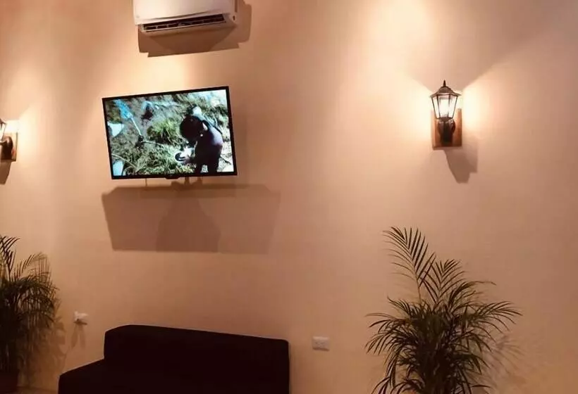 Retkeilymaja Millenium Manuel Antonio Park And Beach