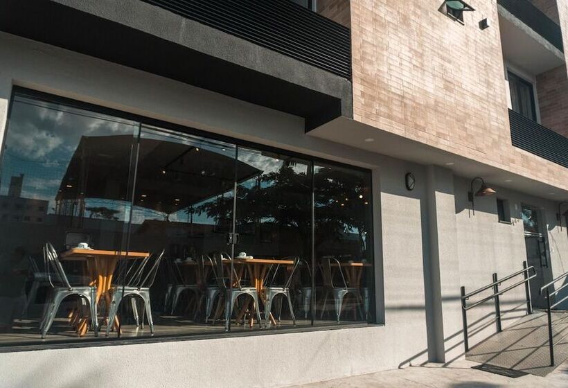 호텔 Blumenhof Balneário Camboriú