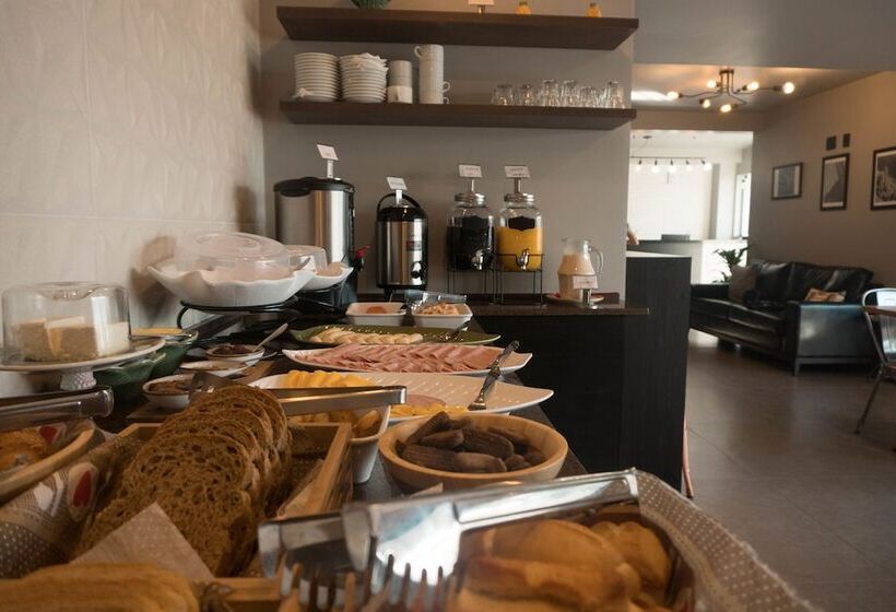 호텔 Blumenhof Balneário Camboriú