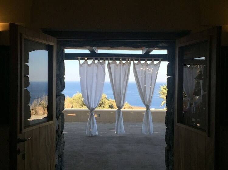 בית מלון כפרי Dammusi Sciuvechi