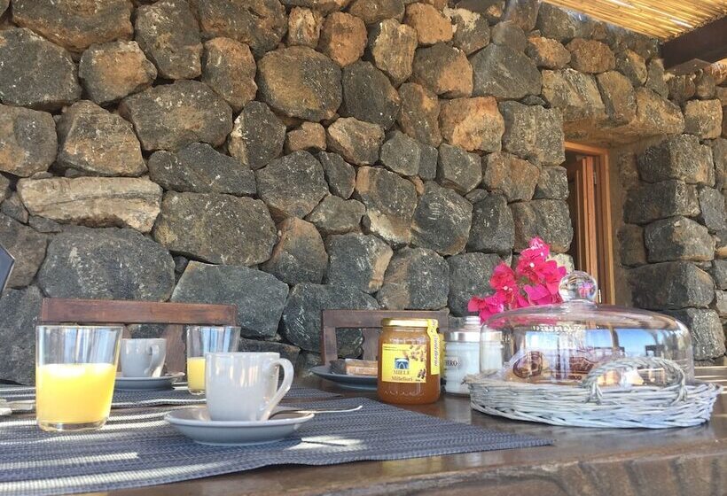 בית מלון כפרי Dammusi Sciuvechi