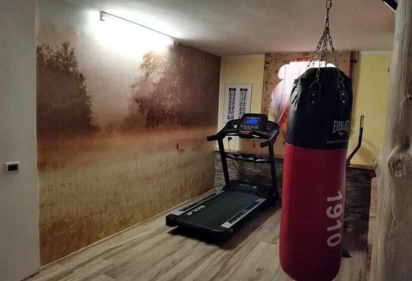 هتل Garni Defrancesco