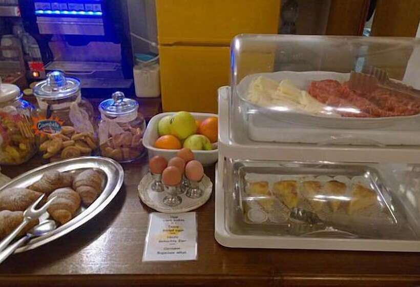 هتل Garni Defrancesco