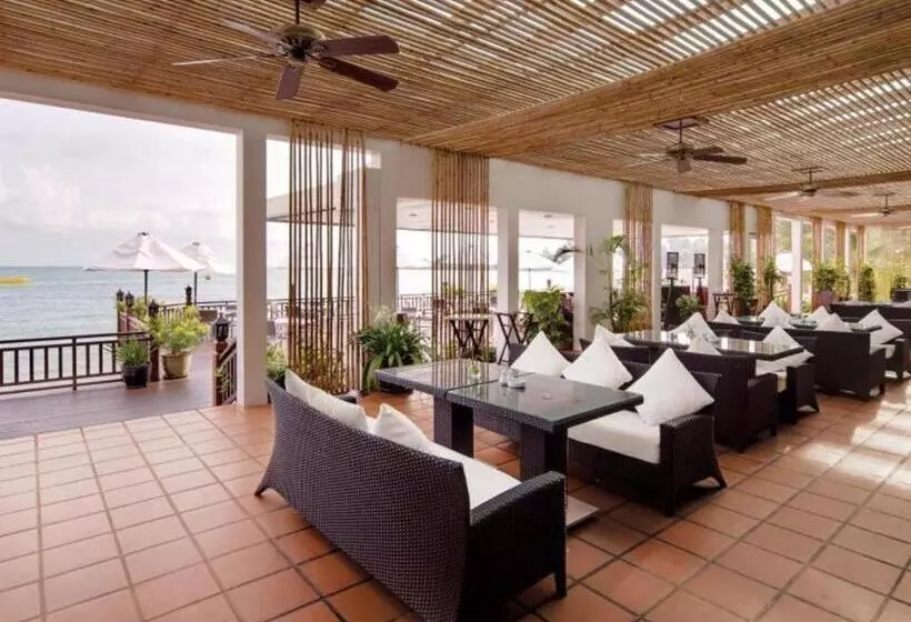 ホテル Lakeside By Sokha Beach Resort