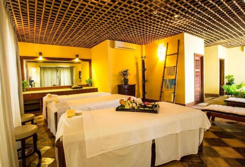 בית מלון כפרי Lakeside By Sokha Beach Resort