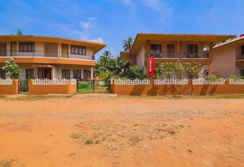 Super Hotel O The Goan Courtyard